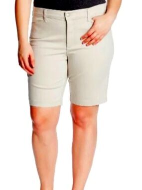 NYDJ Lift X Tuck Soft Sand / Tan 5 Pocket Burmuda Shorts Size 8